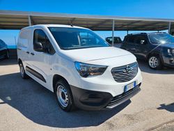 Bianco Usata 2020 Opel Combo Edition Monovolume | 11.900 € (Cara)