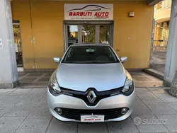 Giallo Usata 2014 Renault Clio IV Tre volumi | 5990 € (Buon prezzo)
