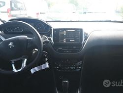 Nero Usata 2013 Peugeot 208 Due volumi | 4800 € (Buon prezzo)