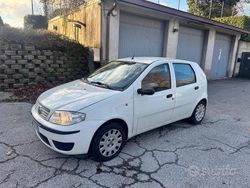 Bianco Usata 2010 Fiat Punto Classica Tre volumi | 1200 € (Ottimo prezzo)
