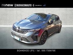 Grigio scuro Usata 2024 Renault Clio V Techno Tre volumi | 19.900 € (Molto cara)