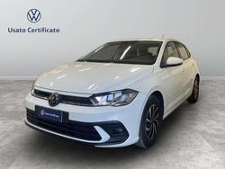 Pure white Usata 2023 VW Polo Life Tre volumi | 18.500 € (Buon prezzo)