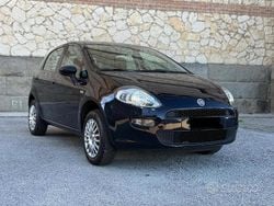 Nero Usata 2016 Fiat Punto Lounge Tre volumi | 3490 € (Buon prezzo)