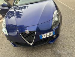 Blu Usata 2018 Alfa Romeo Giulietta Tre volumi | 15.000 € (Cara)