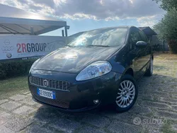 Usata 2009 Fiat Grande Punto Due volumi | 3400 € (Buon prezzo)