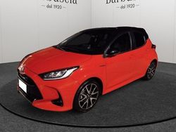 Rosso Usata 2021 Toyota Yaris Hybrid Tre volumi | 18.700 € (Buon prezzo)