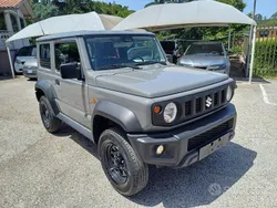 Grigio Usata 2022 Suzuki Jimny SUV | 24.970 € (Ottimo prezzo)