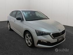 Grigio Usata 2020 Skoda Scala Sport Due volumi | 11.900 € (Buon prezzo)