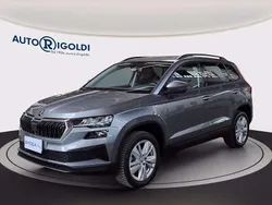 Grigio graphite metallizzato Usata 2024 Skoda Karoq Selection SUV | 26.800 € (Buon prezzo)