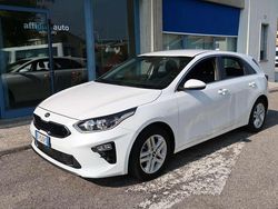 Bianco Usata 2019 Kia Ceed Due volumi | 12.400 € (Buon prezzo)