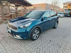 Blu Usata 2017 Kia Niro SUV | 12.200 € (Buon prezzo)
