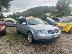 Gray Usata 2004 VW Passat Station wagon | 2500 € (Molto cara)