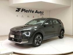 Grigio Usata 2023 Kia e-Niro SUV | 29.500 € (Buon prezzo)