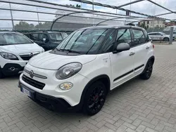Bianco / tetto nero Usata 2021 Fiat 500L Cross Monovolume | 10.490 € (Buon prezzo)