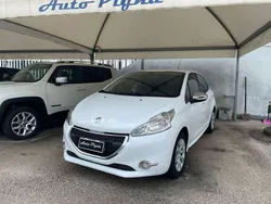 Bianco Usata 2014 Peugeot 208 Active Due volumi | 5100 € (Buon prezzo)