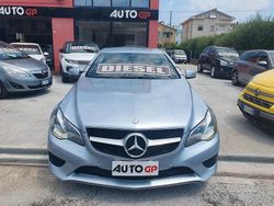 Grigio Usata 2013 Mercedes E220 Coupé | 12.999 € (Buon prezzo)