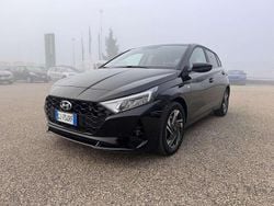 Gray Usata 2022 Hyundai i20 Tre volumi | 14.400 € (Buon prezzo)