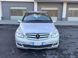 Grigio Usata 2006 Mercedes B180 Monovolume | 1800 € (Buon prezzo)