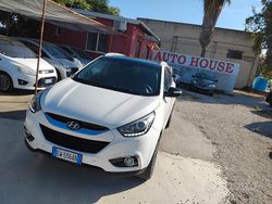 Bianco Usata 2015 Hyundai ix35 SUV | 13.000 €