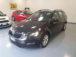 Nero Usata 2019 Skoda Octavia Station wagon | 14.900 € (Molto cara)