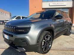 Grigio Usata 2024 Jeep Avenger Summit SUV | 22.650 € (Buon prezzo)