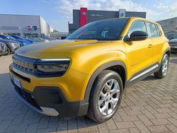 Giallo Usata 2023 Jeep Avenger Altitude SUV | 20.900 € (Buon prezzo)