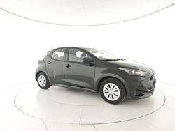 Nero Usata 2025 Toyota Yaris Hybrid Active Tre volumi | 19.500 € (Ottimo prezzo)