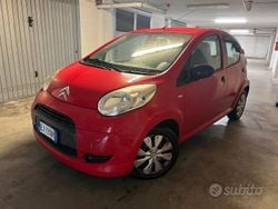 Rosso Usata 2011 Citroën C1 Seduction Due volumi | 4700 € (Buon prezzo)