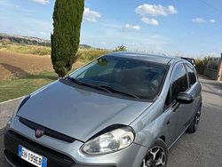 Grigio Usata 2011 Fiat Punto Evo Dynamic Due volumi | 3990 €