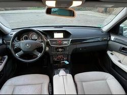 Grigio Usata 2010 Mercedes E300 Tre volumi | 11.500 €