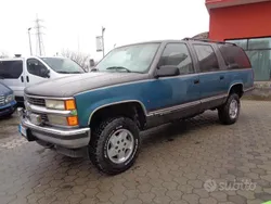 Verde Usata 1993 Chevrolet Suburban SUV | 11.900 €