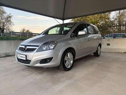 Argento Usata 2012 Opel Zafira Monovolume | 6400 € (Buon prezzo)
