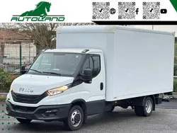 Bianco pastello Usata 2023 Iveco Daily | 37.500 € (Molto cara)