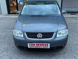 Grigio Usata 2007 VW Touran Trendline Monovolume | 2990 € (Buon prezzo)