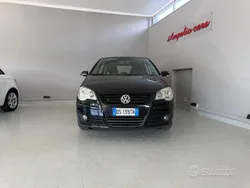 Nero Usata 2008 VW Polo Comfortline Tre volumi | 2999 € (Buon prezzo)