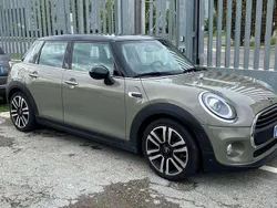 Grigio Usata 2019 Mini ONE Hype Due volumi | 16.900 € (Buon prezzo)