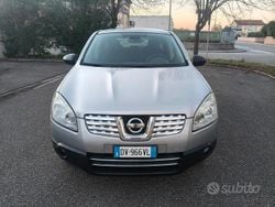 Grigio Usata 2009 Nissan Qashqai SUV | 5850 € (Buon prezzo)