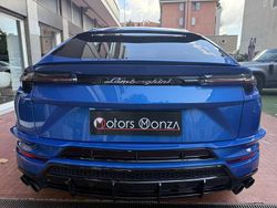 Blu/azzurro Usata 2023 Lamborghini Urus SUV | 218.900 € (Super prezzo)