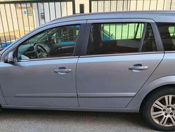 Grigio Usata 2008 Opel Astra Enjoy Station wagon | 3500 € (Buon prezzo)