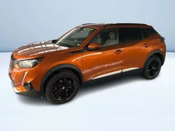 Arancione metallizzato Usata 2021 Peugeot 2008 Allure SUV | 19.200 € (Buon prezzo)