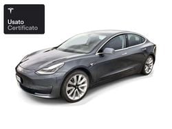 Midnight silver metallic Usata 2020 Tesla Model 3 Long Range AWD Tre volumi | 29.100 € (Buon prezzo)