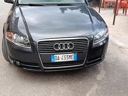 Grigio Usata 2006 Audi A4 Tre volumi | 3500 € (Buon prezzo)