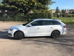 Bianco Usata 2021 Skoda Octavia Station wagon | 25.500 €