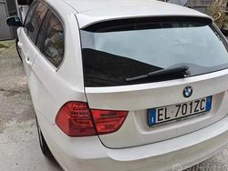 Bianco Usata 2012 BMW 318 Tre volumi | 7500 €
