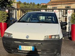 Grigio Usata 2003 Fiat Punto Tre volumi | 800 € (Ottimo prezzo)