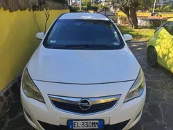 Usata 2011 Opel Astra Station wagon | 2900 € (Buon prezzo)