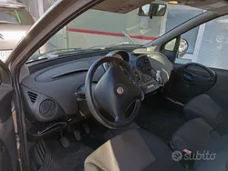 Usata 2009 Fiat Multipla Monovolume | 4700 € (Molto cara)