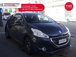 Blu scuro Usata 2015 Peugeot 208 Access Due volumi | 4300 € (Ottimo prezzo)