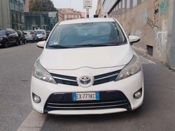 Bianco Usata 2015 Toyota Verso Monovolume | 5500 € (Buon prezzo)