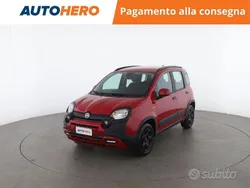 Rosso Usata 2023 Fiat Panda Cross Cross Due volumi | 14.699 € (Cara)